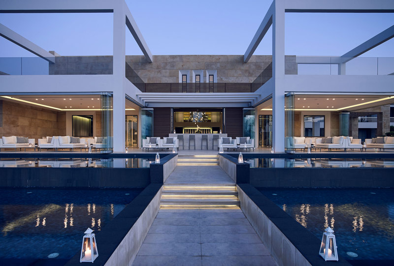 TWIST LOBBY BAR